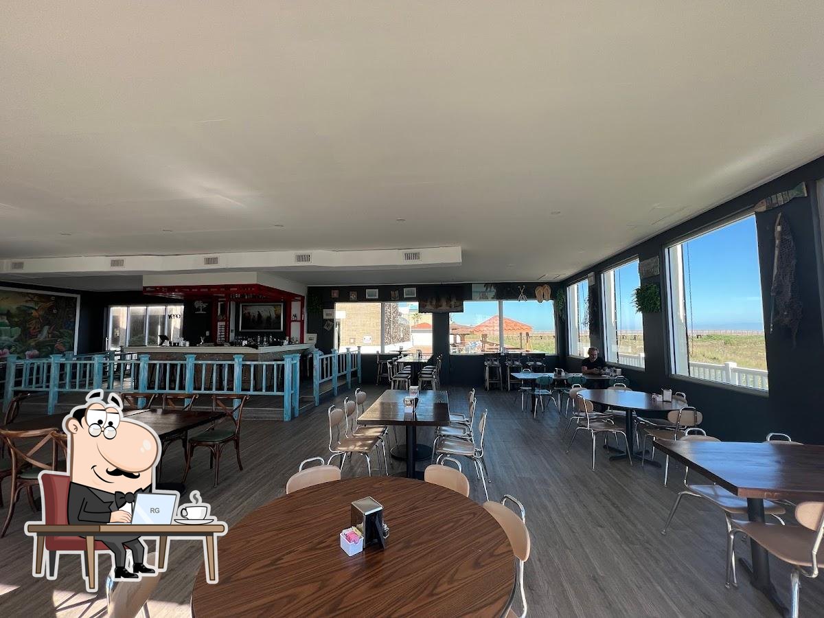 Rocotto Grill dining room and tables